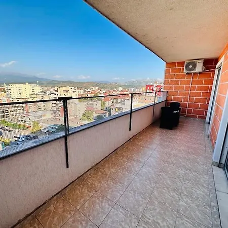 446 Luxury Center Apartment *