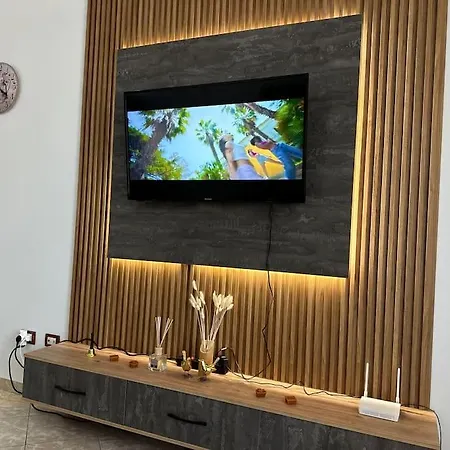 446 Luxury Center Apartmán Shkodër